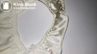 A LOVELY JAPAN YELLOW EMBROIDERY PANTY WHEN WAS NEW AND CLEANING.