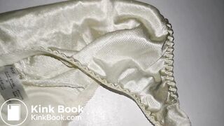 A LOVELY JAPAN YELLOW EMBROIDERY PANTY WHEN WAS NEW AND CLEANING.