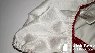 A LOVELY JAPAN WHITE RED STRAWBERRY PANTY WHEN WAS NEW AND CLEANING.