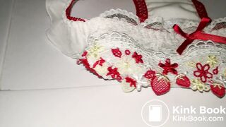 A LOVELY JAPAN WHITE RED STRAWBERRY PANTY WHEN WAS NEW AND CLEANING.