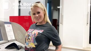 Sophie Shit Faced In Public!