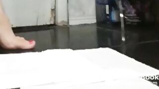 Latina girl pooping - video 3