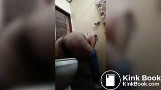 Ssbbw ass shitting with fart