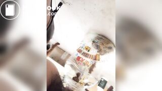 Chinese Femdom 大便原味 直接拉在瓶子里