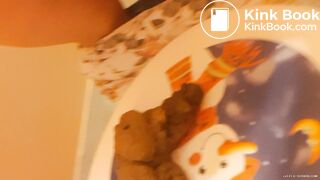 Sexy milf shitting big pile of SHIT