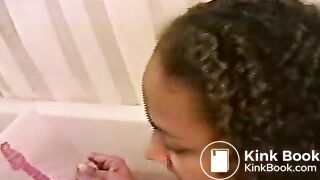 Girls Poopingin Toilet