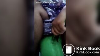 Celana Ungu boker di wc