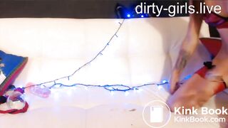 Young thin latina scat play