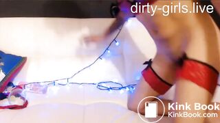 Young thin latina scat play