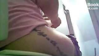 Korean cafe toilet pooping/pissing voyeur1