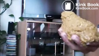 Perfect butt babe shit on her hand