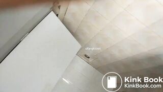 Spying Chinese Girl Pooping and Got Caught