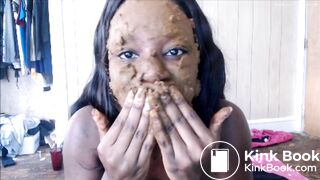 EBONY SCAT 02 - Ebony Sucks Her Shit and Smears Face