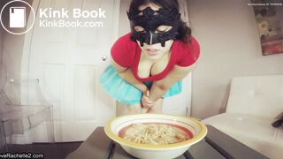 Sexy Big Woman Pooping and Eat