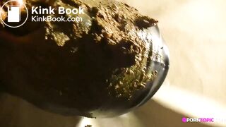 Slave enjoys a shitty face