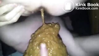 Diarrhea on face - video 2