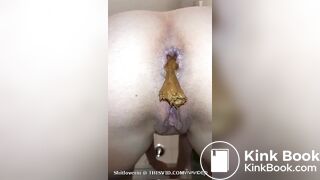 Shit in toilet - video 12