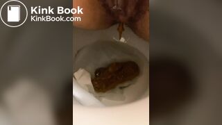girl shit and piss