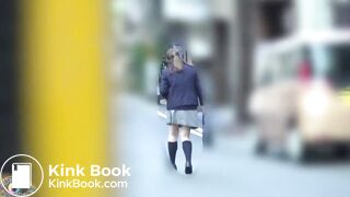 追跡盗撮 お腹が痛い女子校生たちの 便器ぶちまけゆるうんち - video 2