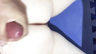 Cumming on my girlfriends poop