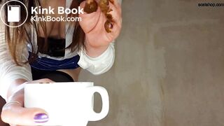 female pantypoop in black pantyhose