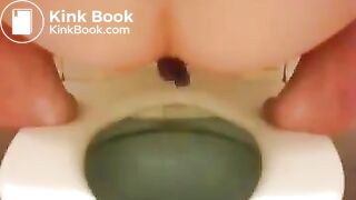 Sexy pooping - video 190