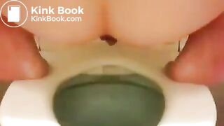 Sexy pooping - video 190