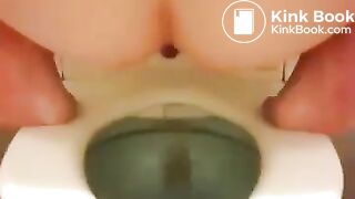 Sexy pooping - video 190