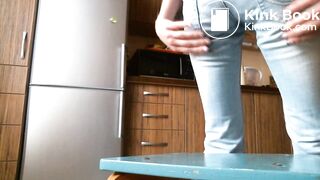 Tight Jeans Poop 3