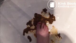 Girl shit and piss in the shower and put her feet on it