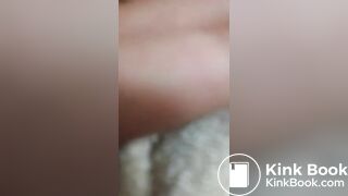 한국 여자 아이가 똥을 싸서 셀카를 찍다.4