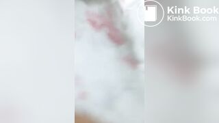 한국 여자 아이가 똥을 싸서 셀카를 찍다.4