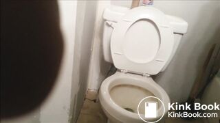 Foxyj squatting shit over toilet