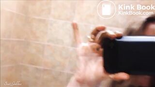 poop messy bath public