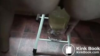 MILF drops some hot poop soup