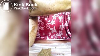 Huge creamy poo and body smear