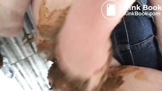 Scat and play in the shower