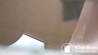 mature women squat toilet 05