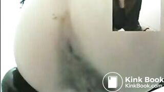 Girls pooping - video 45