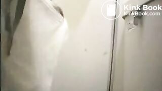 Girls pooping - video 45