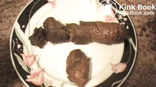 Mia permanently big shit and grunting