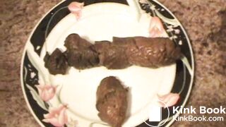 Mia permanently big shit and grunting