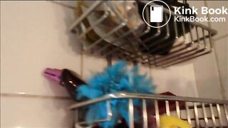 Hot Blondie urgent shit