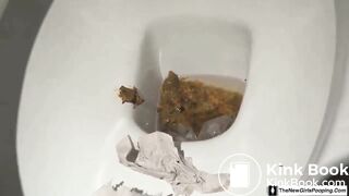 sexy girl pooping and peeing - video 13