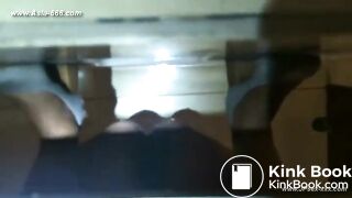 Chinese girls go to toilet 120