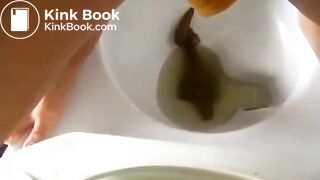 Girl poop - video 17