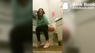 Sexy girl toilet farting and pooping - video 2