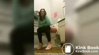 Sexy girl toilet farting and pooping - video 2