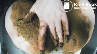 Top scat with dirty pussy