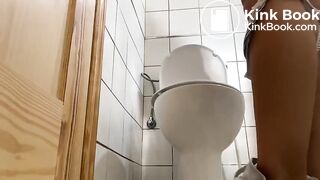 MOST BEAUTIFUL vegan babe shits TWICE HUGE TURDS